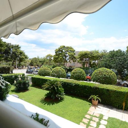 Luxury Apartment Demokratias Athén Kültér fotó